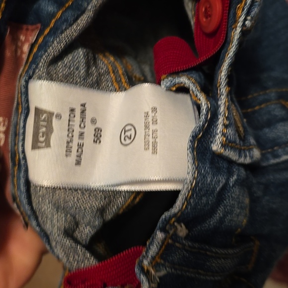 BOTH For $15:  Levi's Jeans And Silver And Pink Sweater Size 2T (0718) - Picture 7 of 8